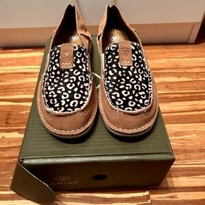 Ariat Ladies Dark Tan Suede & Cream Cheetah Hair On Cruiser